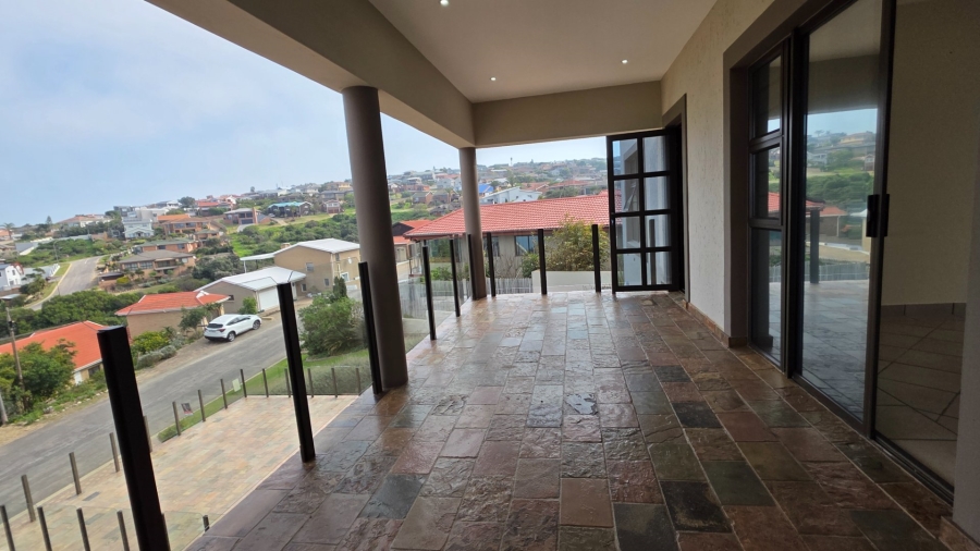 4 Bedroom Property for Sale in Dana Bay Western Cape